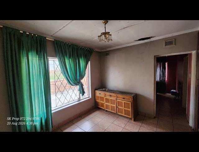 4 BEDROOM FREESTANDING FOR SALE IN ALLANDALE